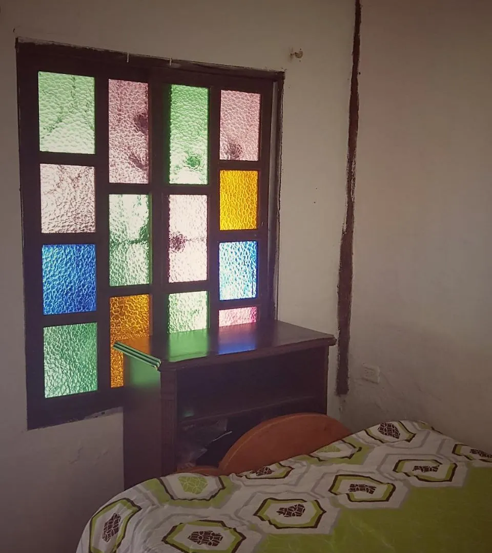 Eco Language Hostel 메딜린